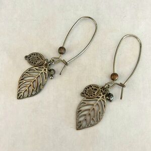 Leaf and bead dangle earrings for pierced ears